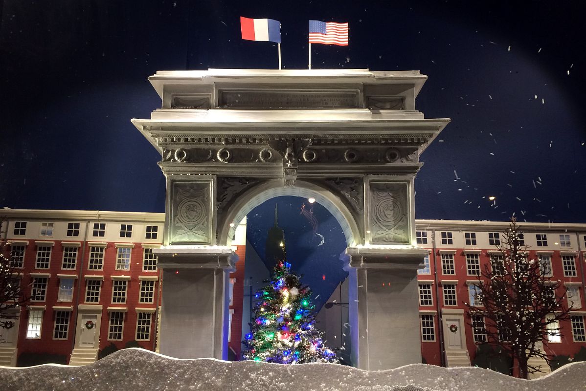 29-3 Shop Window Christmas Display New York Washington Square Park Washington Arch